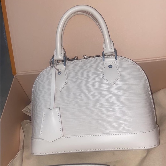 Louis Vuitton Alma BB M58706 - Picture 6 of 12